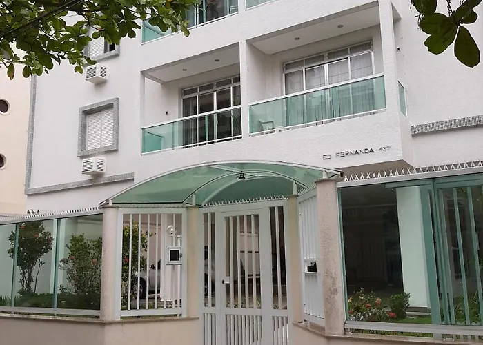 Apartamento próximo a praia - Enseada Guarujá