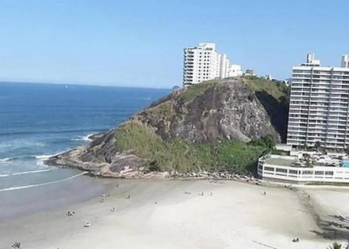 Apto A Poucos Metros Da Praia Da Enseada Com Wi-Fi Guarujá